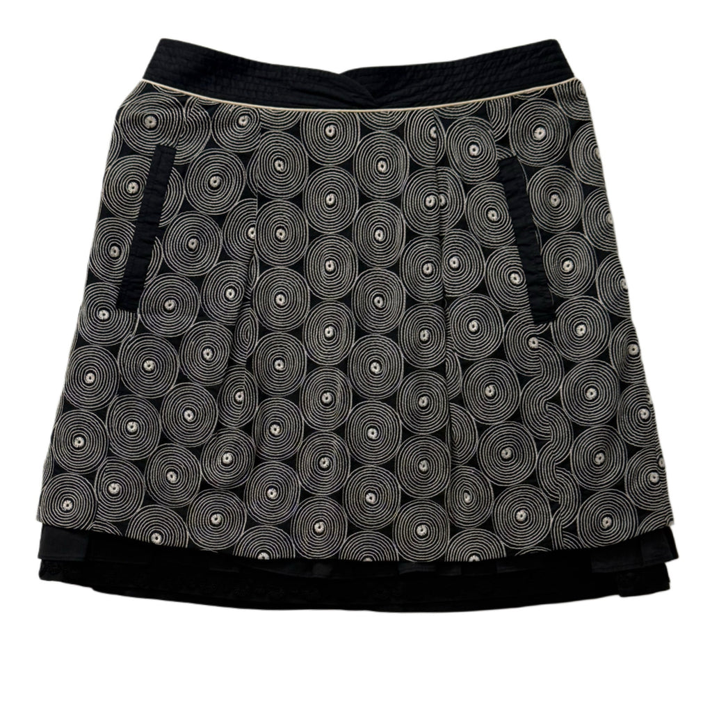 Floreat mini skirt in black and white circle pattern size 4