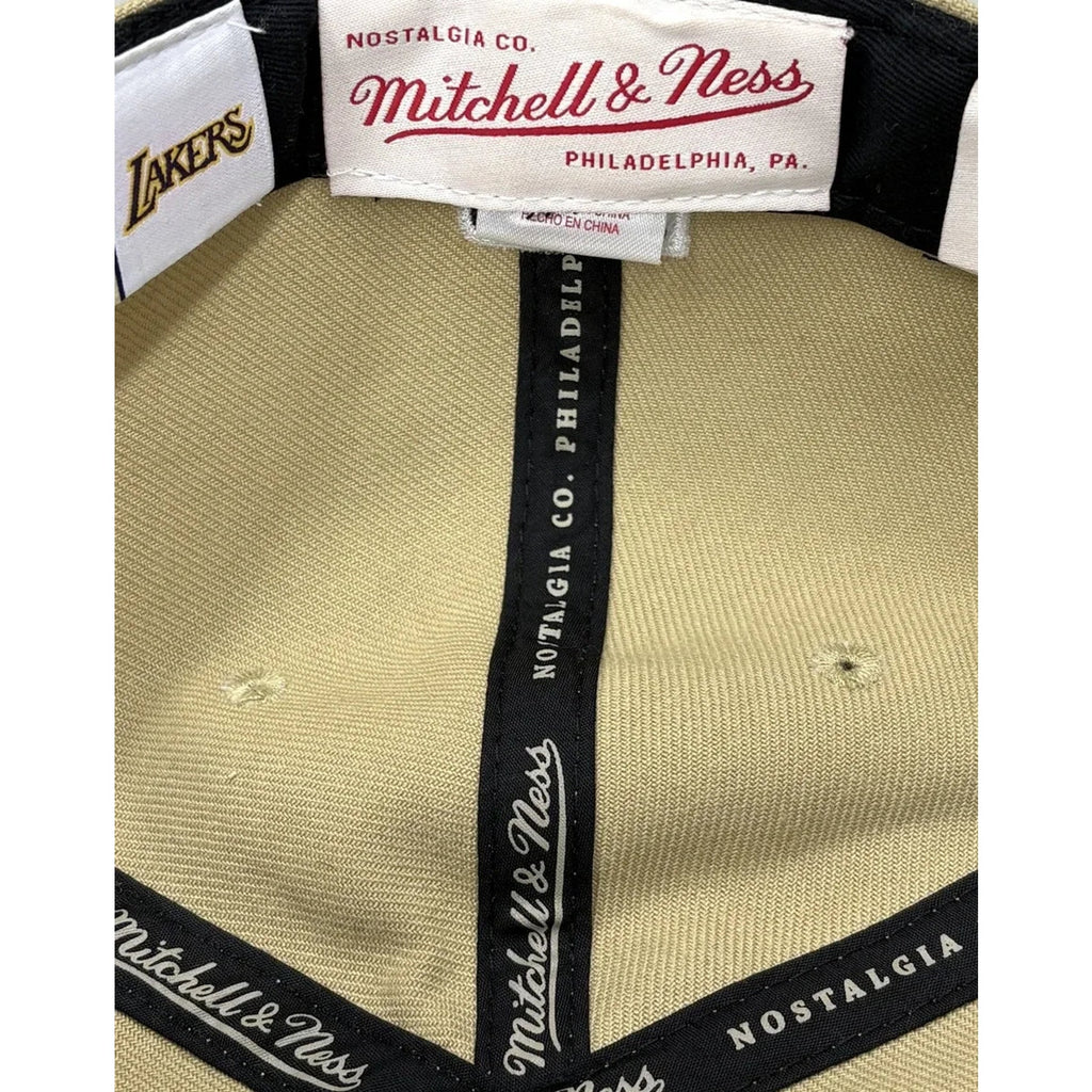 Mitchell & Ness LA Lakers NBA Finals 2009 Fitted Cap