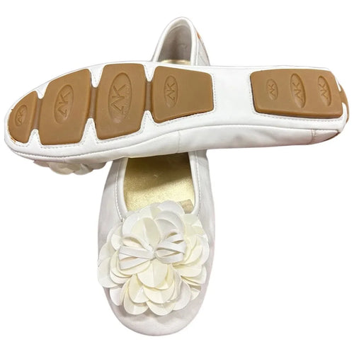 Anne Klein Bloom Floral Ballet Flats White - detail