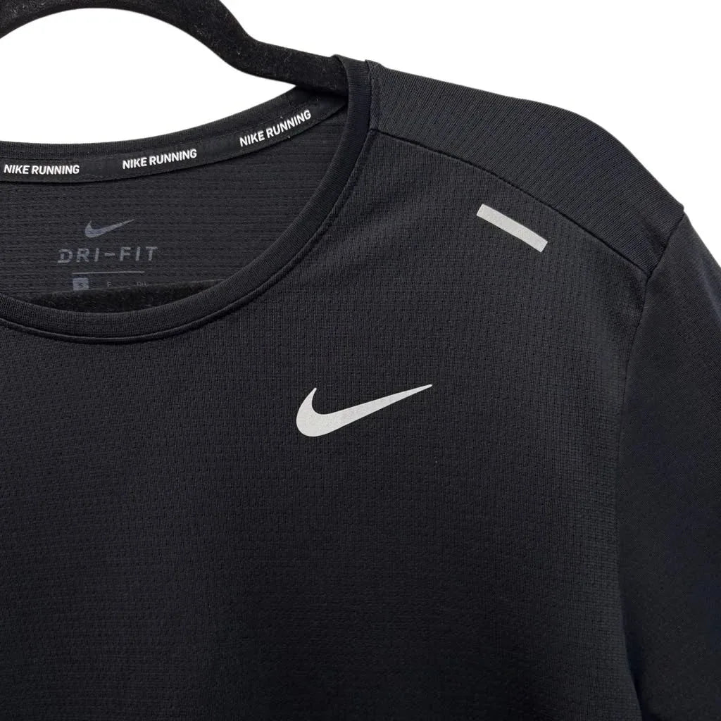 Nike Running Dri-FIT Short Sleeve T-Shirt Black - detail