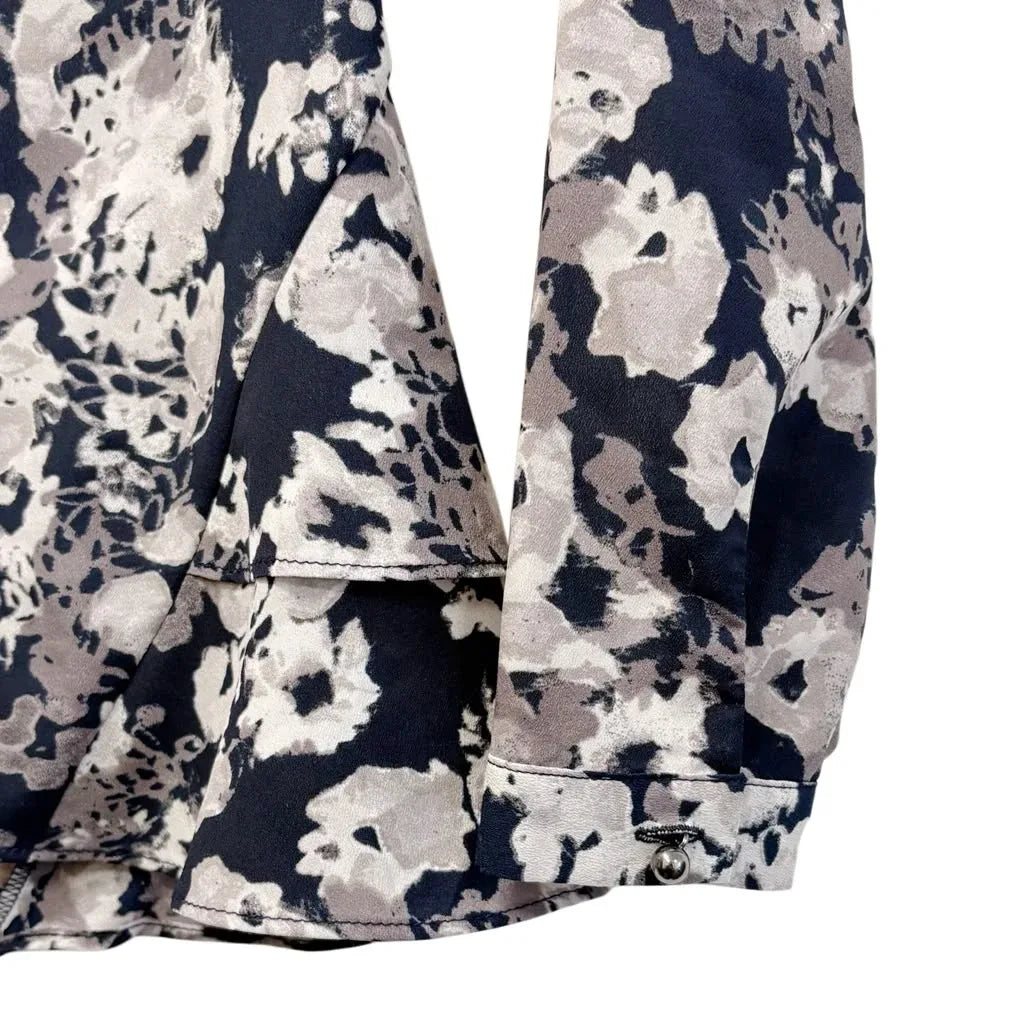 Banana Republic Floral Peplum Blouse Long Sleeve - detail