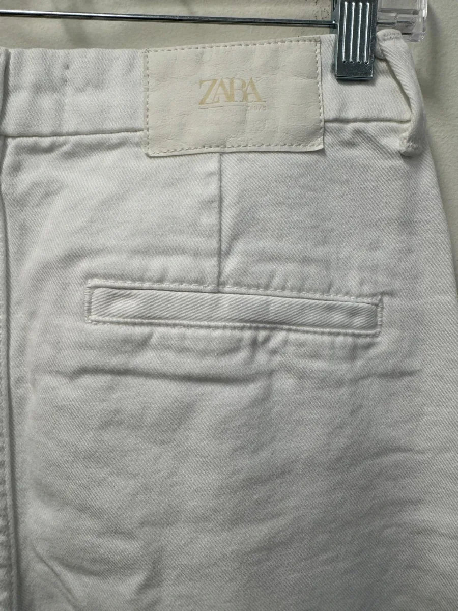 ZARA Wide Leg White Denim Jeans High Rise - detail