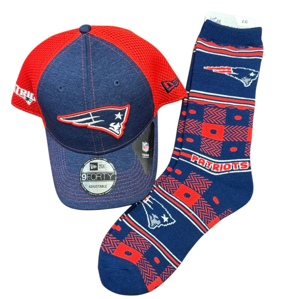 New Era New England Patriots 9Forty Adjustable Cap and Socks Bundle - front