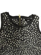 Geometric Print Sleeveless Blouse Gold Zipper Black White - detail