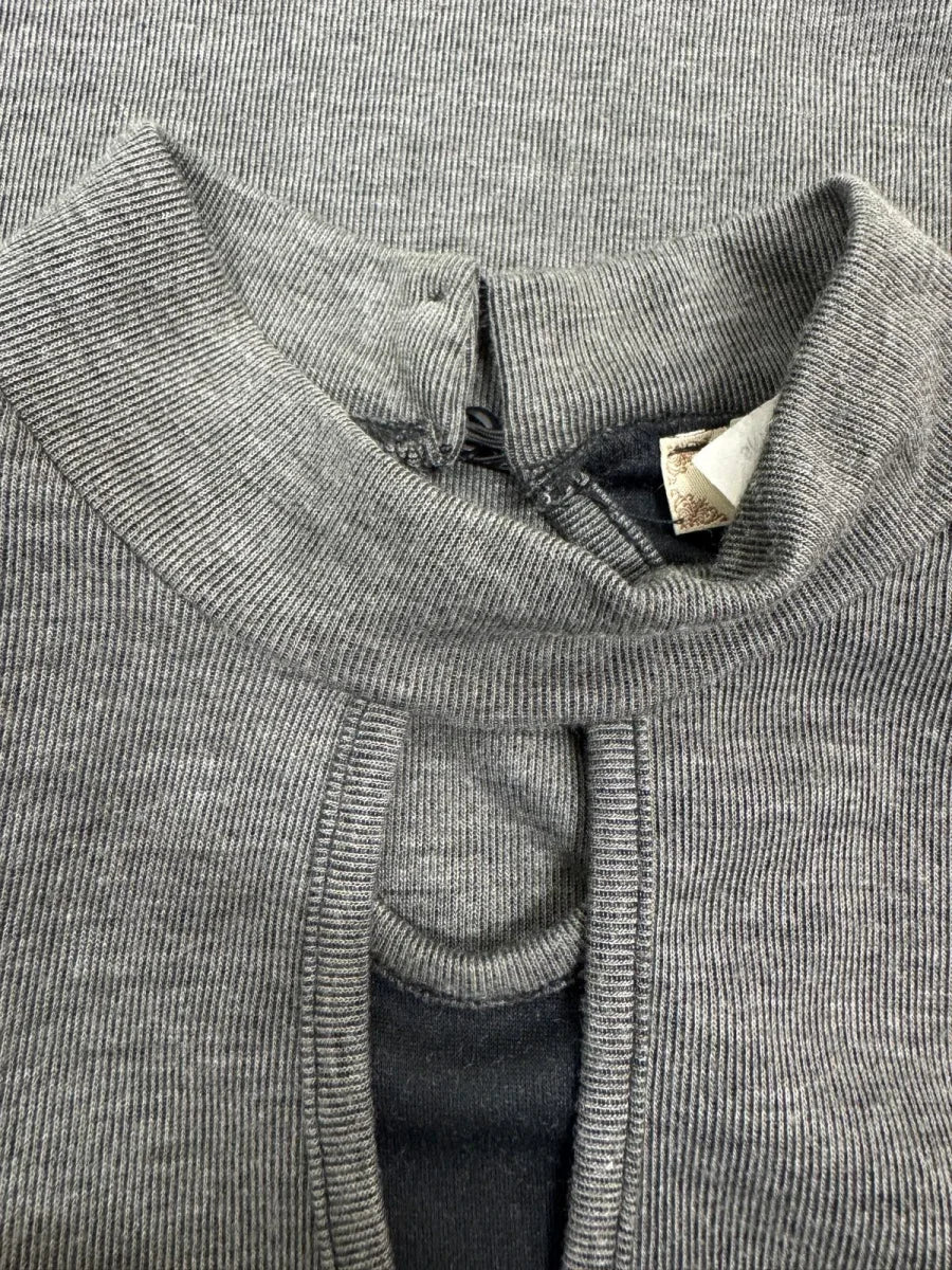 Route 3 Los Angeles Mock Neck Keyhole Top Gray - detail