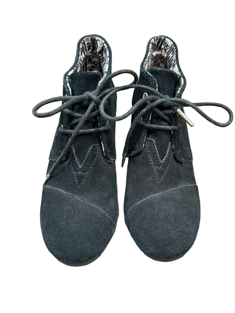 TOMS Desert Wedge Bootie Lace-Up Ankle Boot Black - front