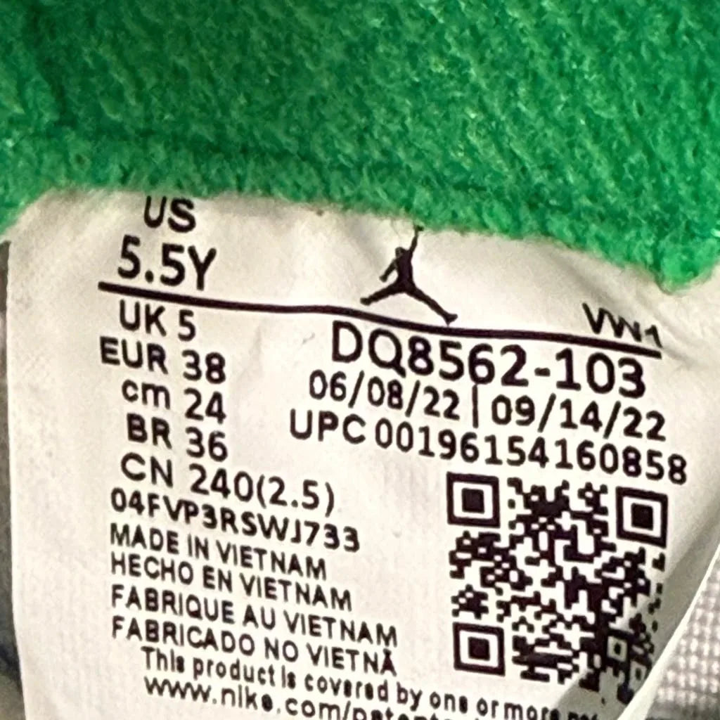 Nike Air Jordan 2 Retro Lucky Green High-Top Sneakers - tag