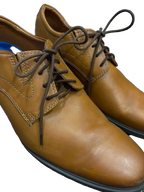 Clarks Tan Leather Plain Toe Derby Oxford - front