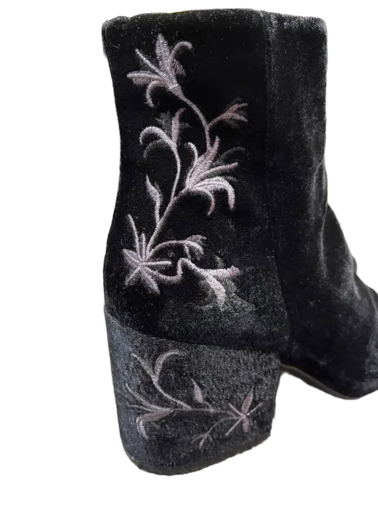 Kenneth Cole RENNA Black Velvet Embroidered Ankle Boot - detail
