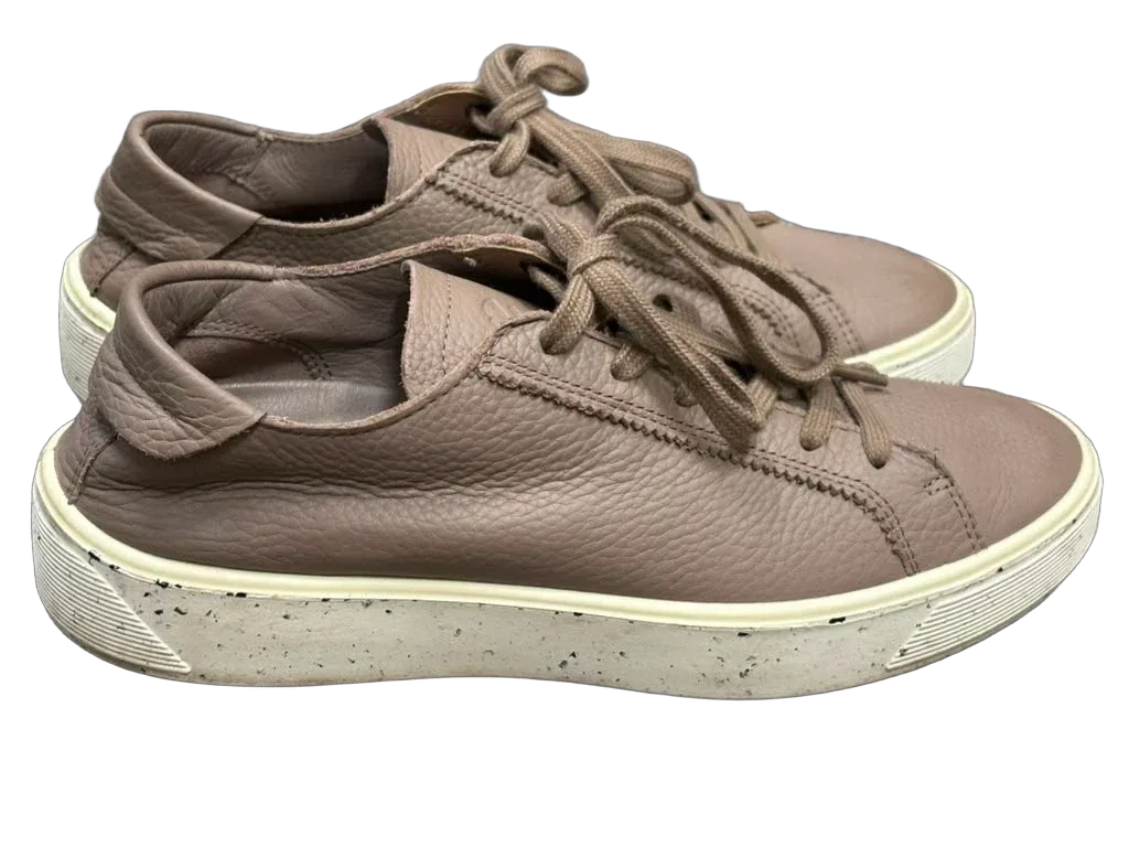 ECCO Taupe Pebbled Leather Low-Top Sneaker - front