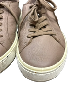 ECCO Taupe Pebbled Leather Low-Top Sneaker - detail