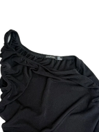 boohoo One-Shoulder Ruched Crop Top Black - label