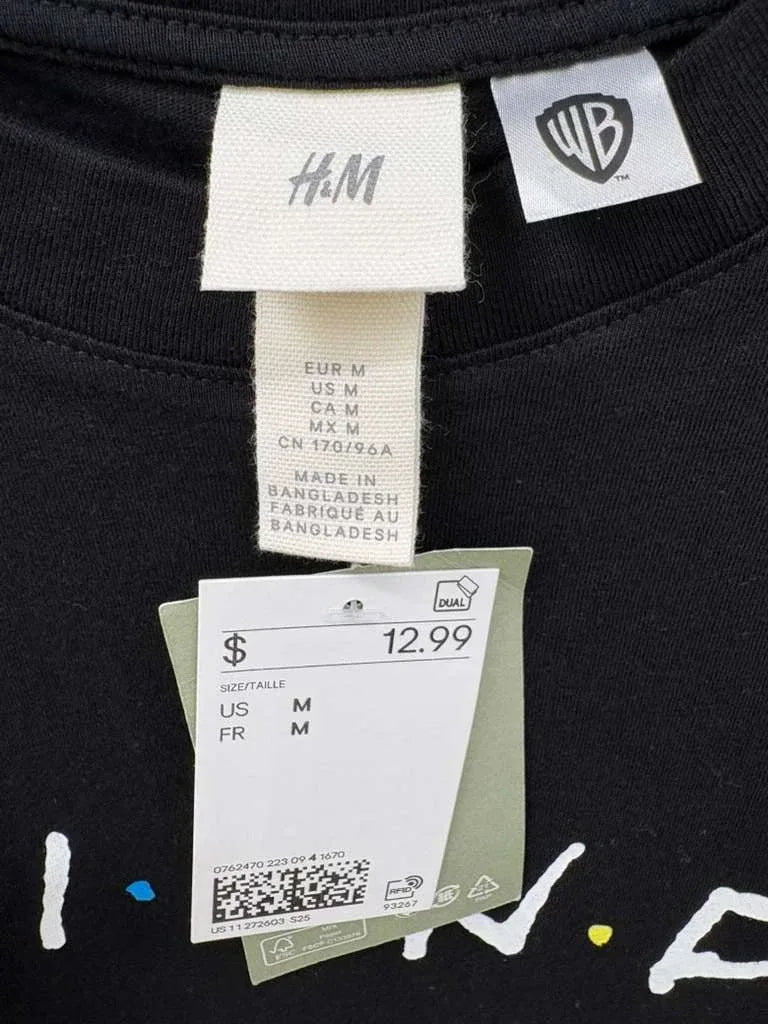 H&M Friends TV Show Graphic T-Shirt Black - tag