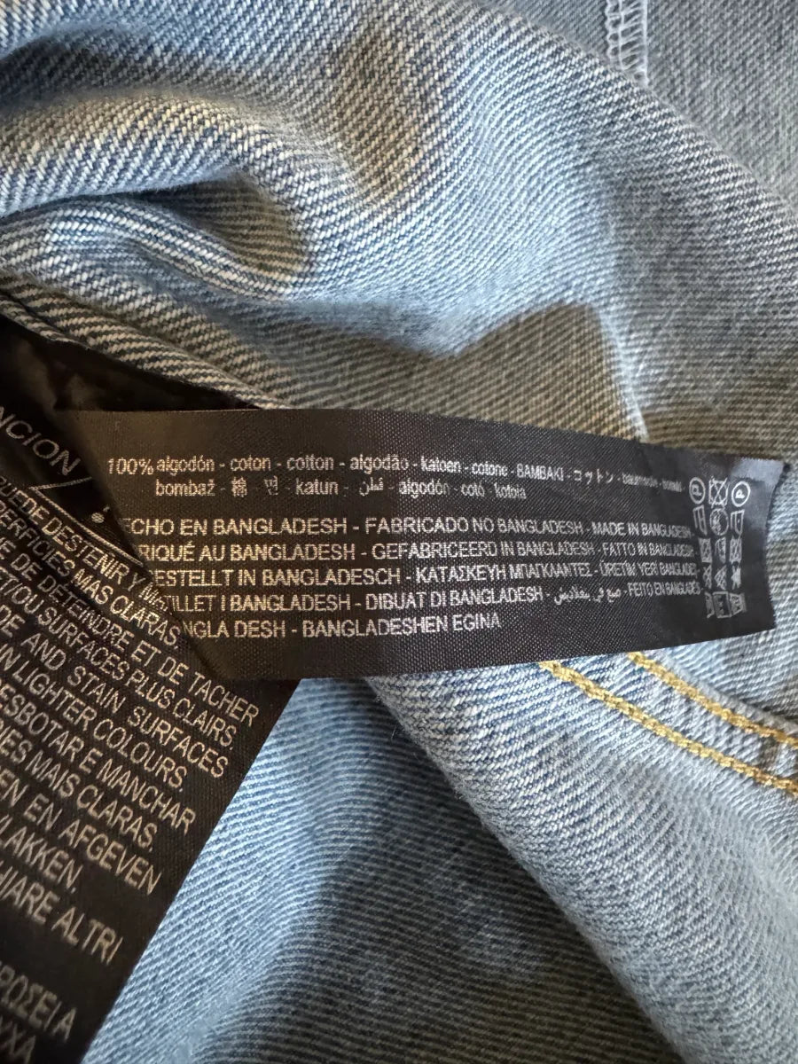 Zara Distressed Relaxed Fit Denim Jacket XL - tag