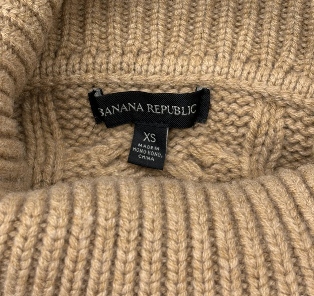Banana Republic Cable Knit Turtleneck Sweater Beige XS - label