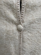 Alpaca Camargo Alpaca Blend Fuzzy Cape Crochet Trim - detail