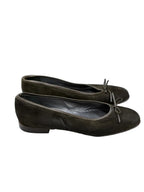 gaLo Suede Ballet Flat Dark Olive Green - detail
