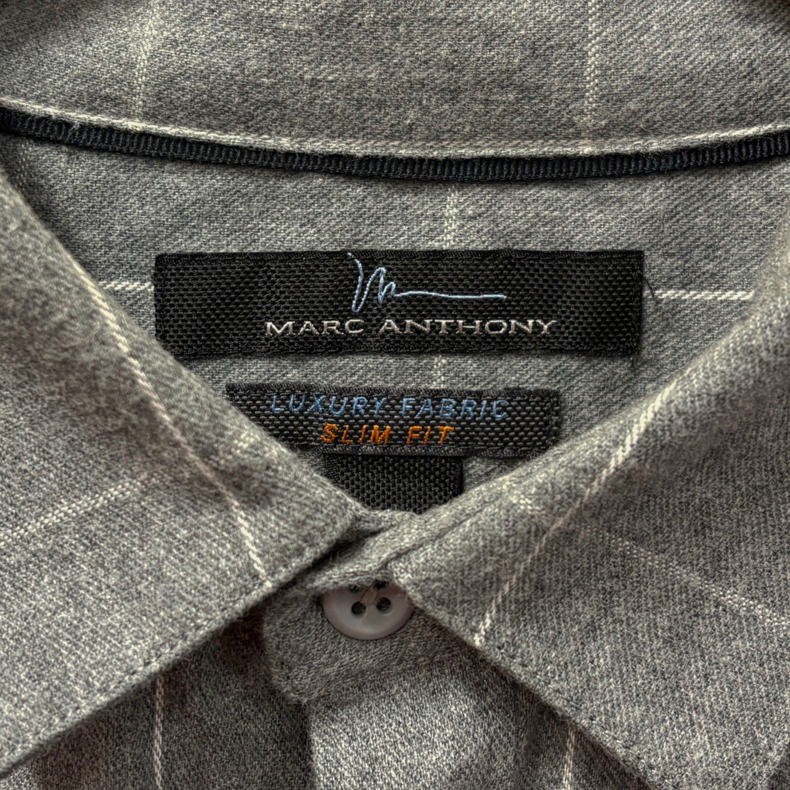Marc Anthony slim fit men's checkered grey button down shirt in size L