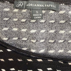 Adrianna Papell woman's short sleeve top in black and white pattern size S