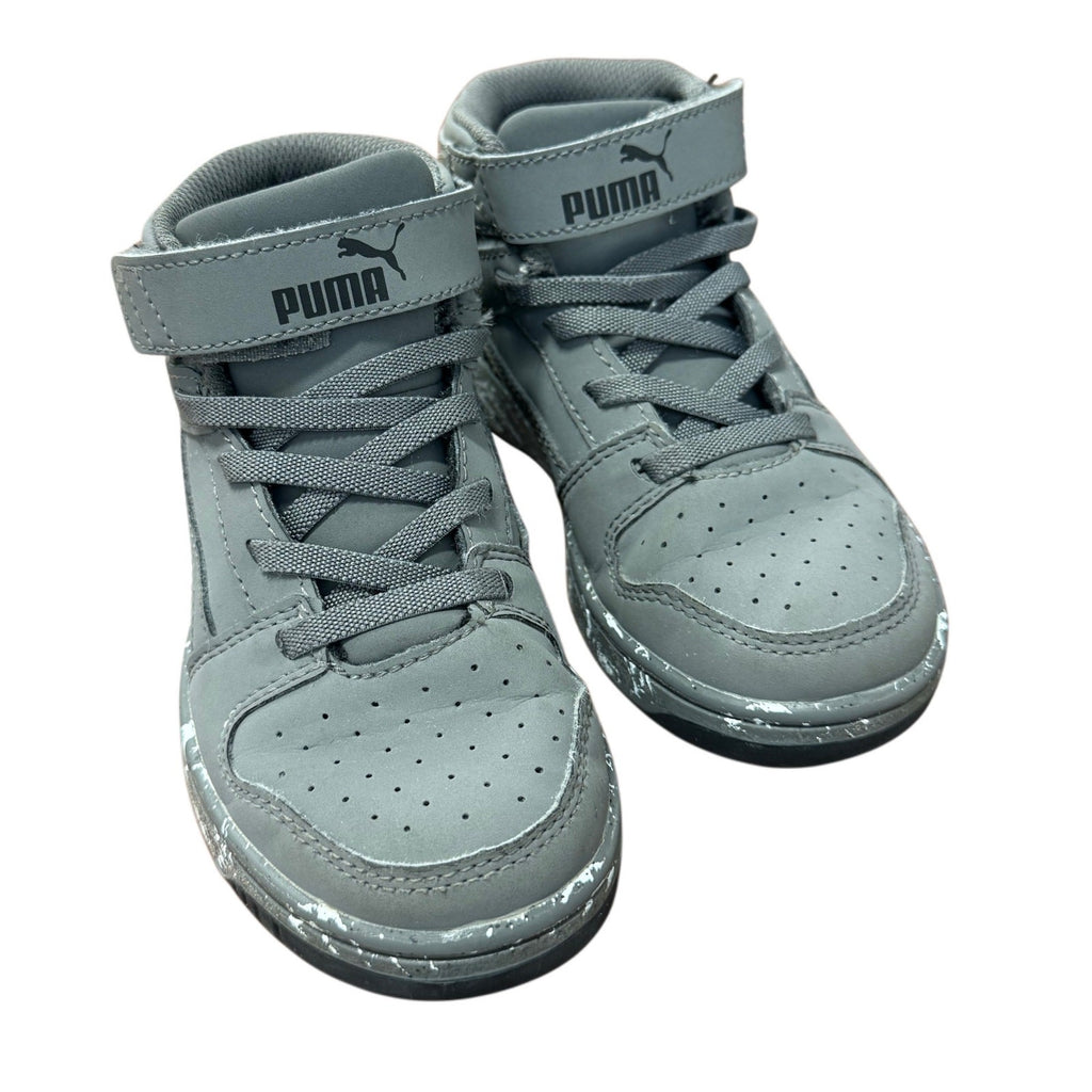 Puma Boys grey sneakers in size 11C