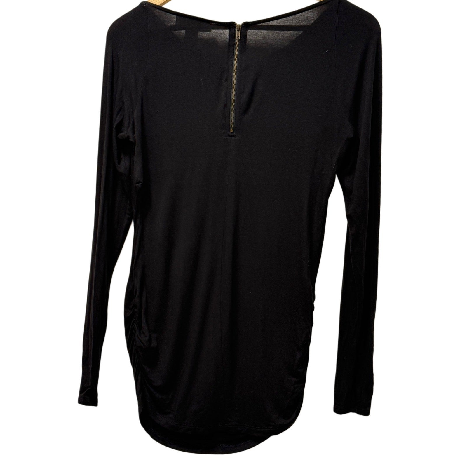Black woman's Jessica Simpson spandex black top