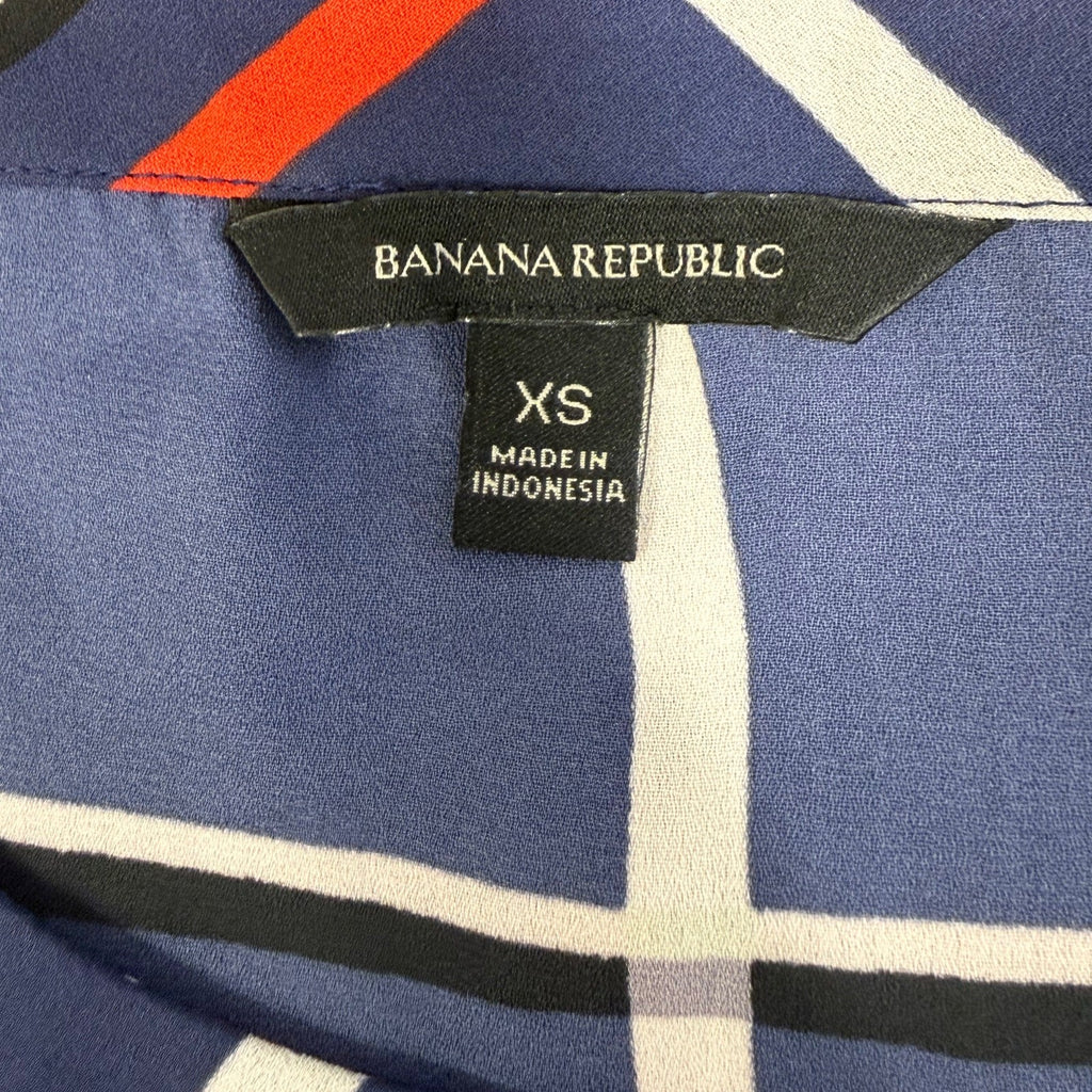 Banana republic blue, red and white checkered woman' XS blouse