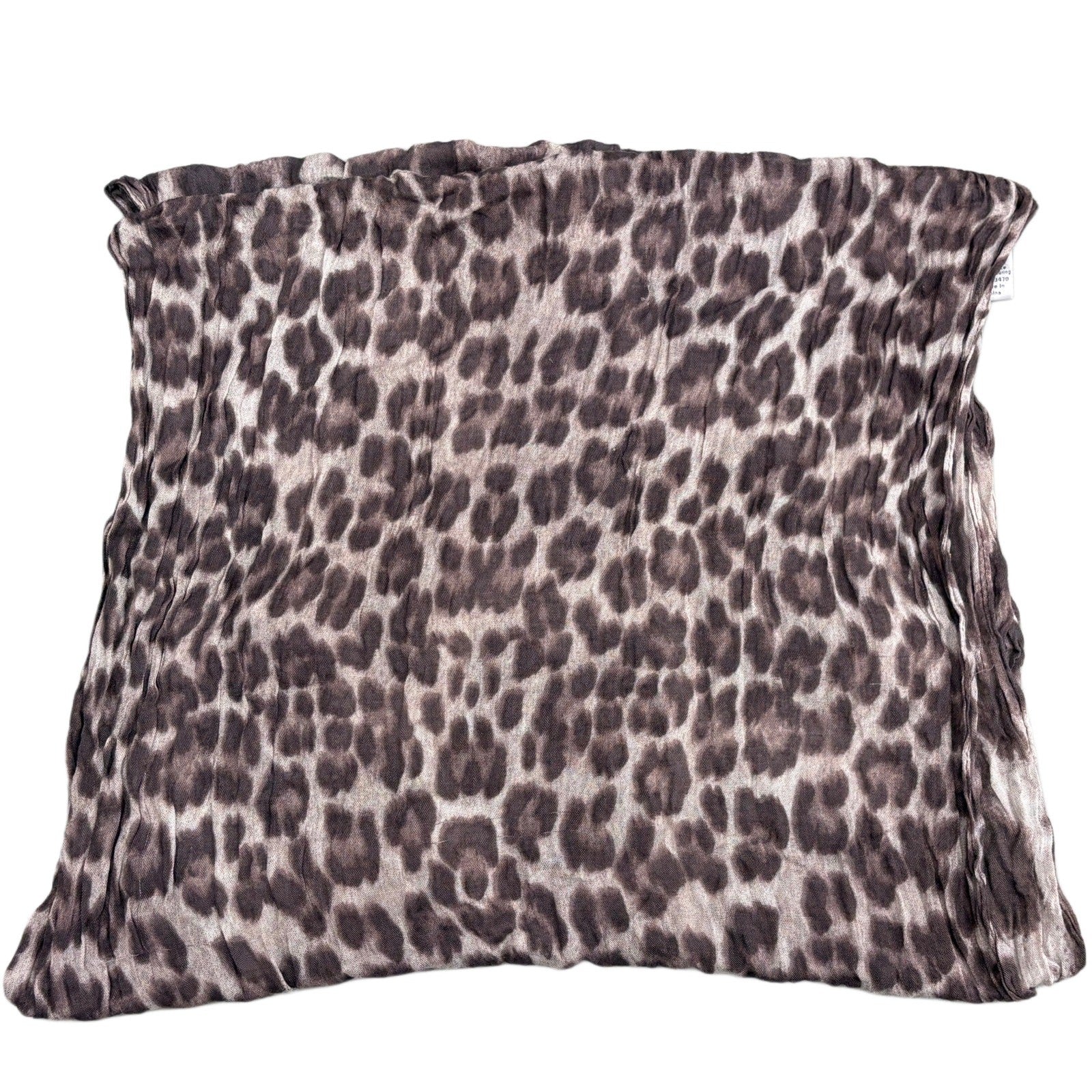 Jennifer Lopez wrap around scarf in leopard print grey
