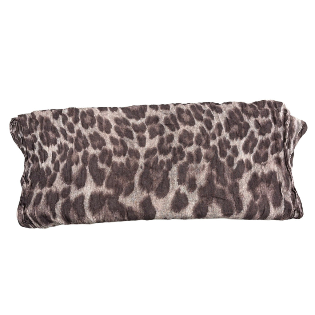 Jennifer Lopez wrap around scarf in leopard print grey
