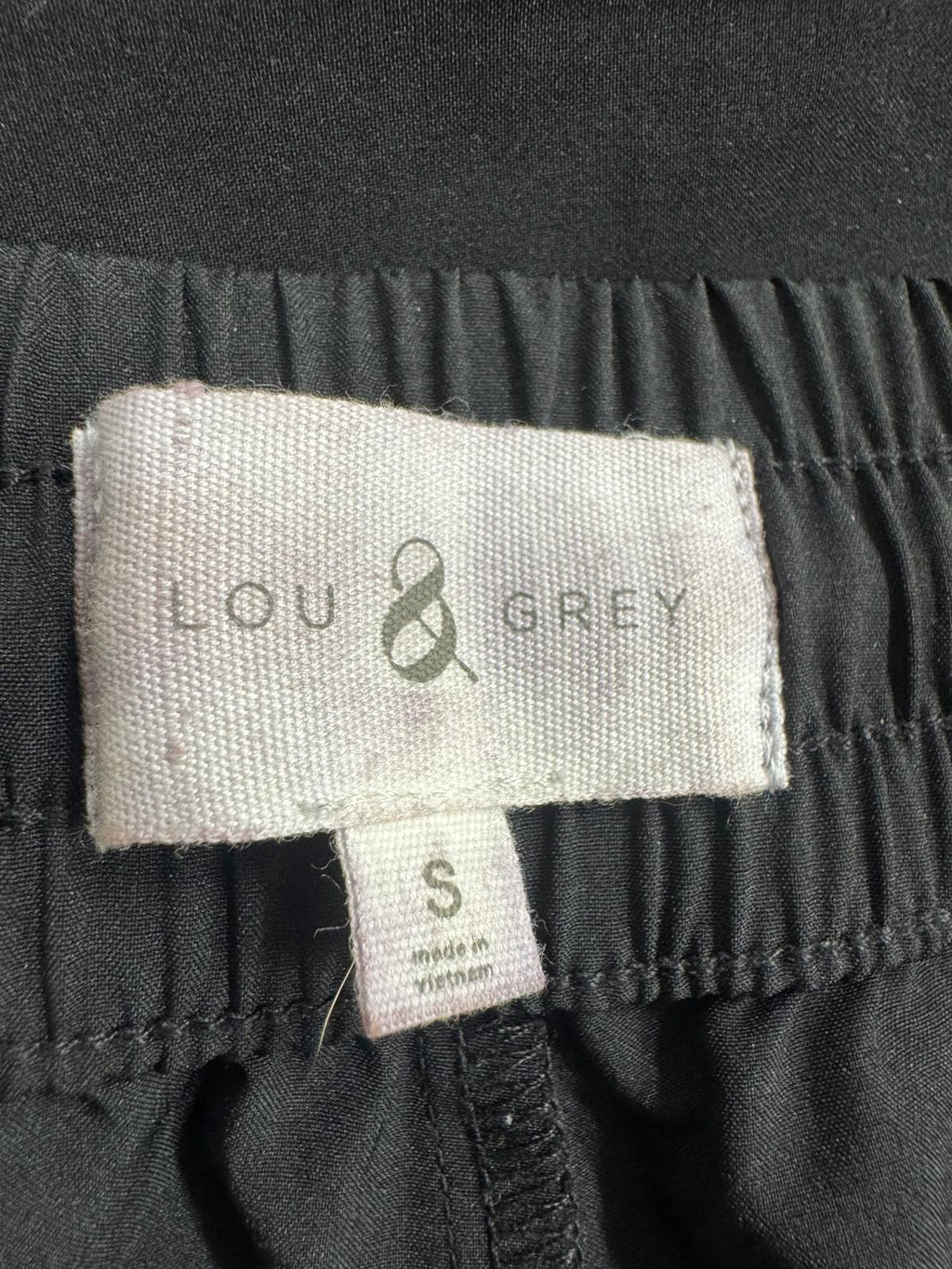 Lou & Grey Athletic Drawstring Shorts with Zip Pockets Black