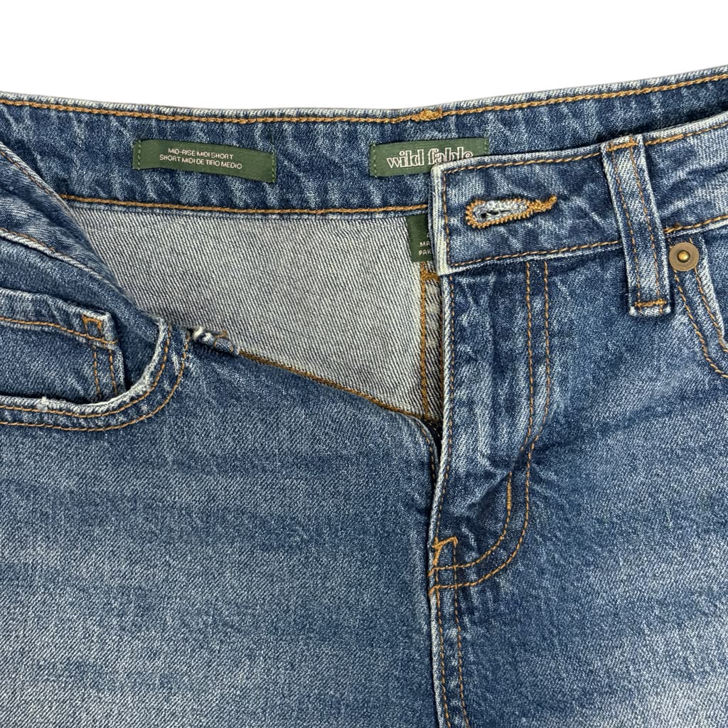 Wild Fable Mid-Rise Distressed Denim Mini Shorts Size 4