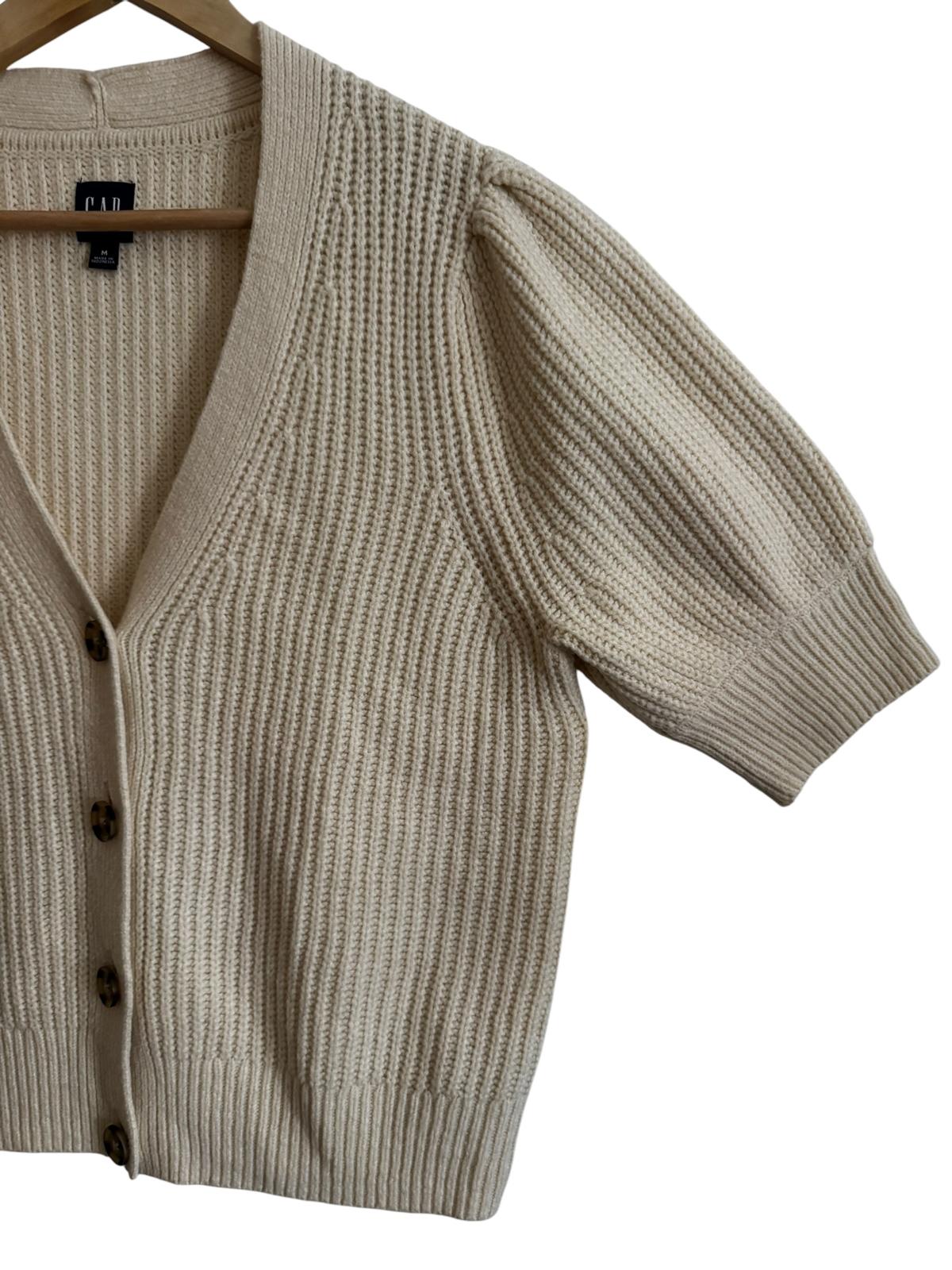 GAP Ribbed Knit Short-Sleeve Cardigan Cream