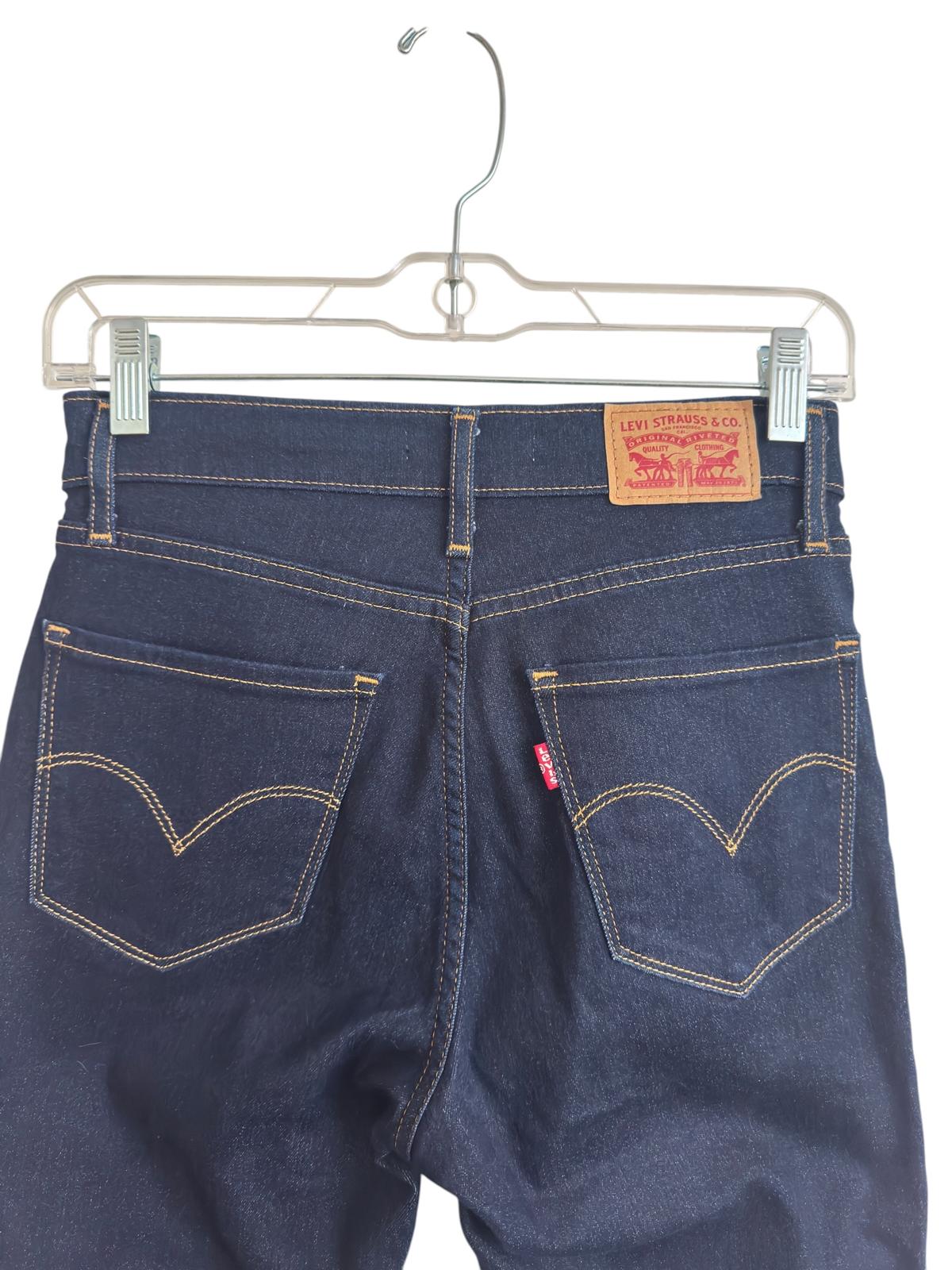 Levi's 724 High Rise Straight Dark Wash Jeans