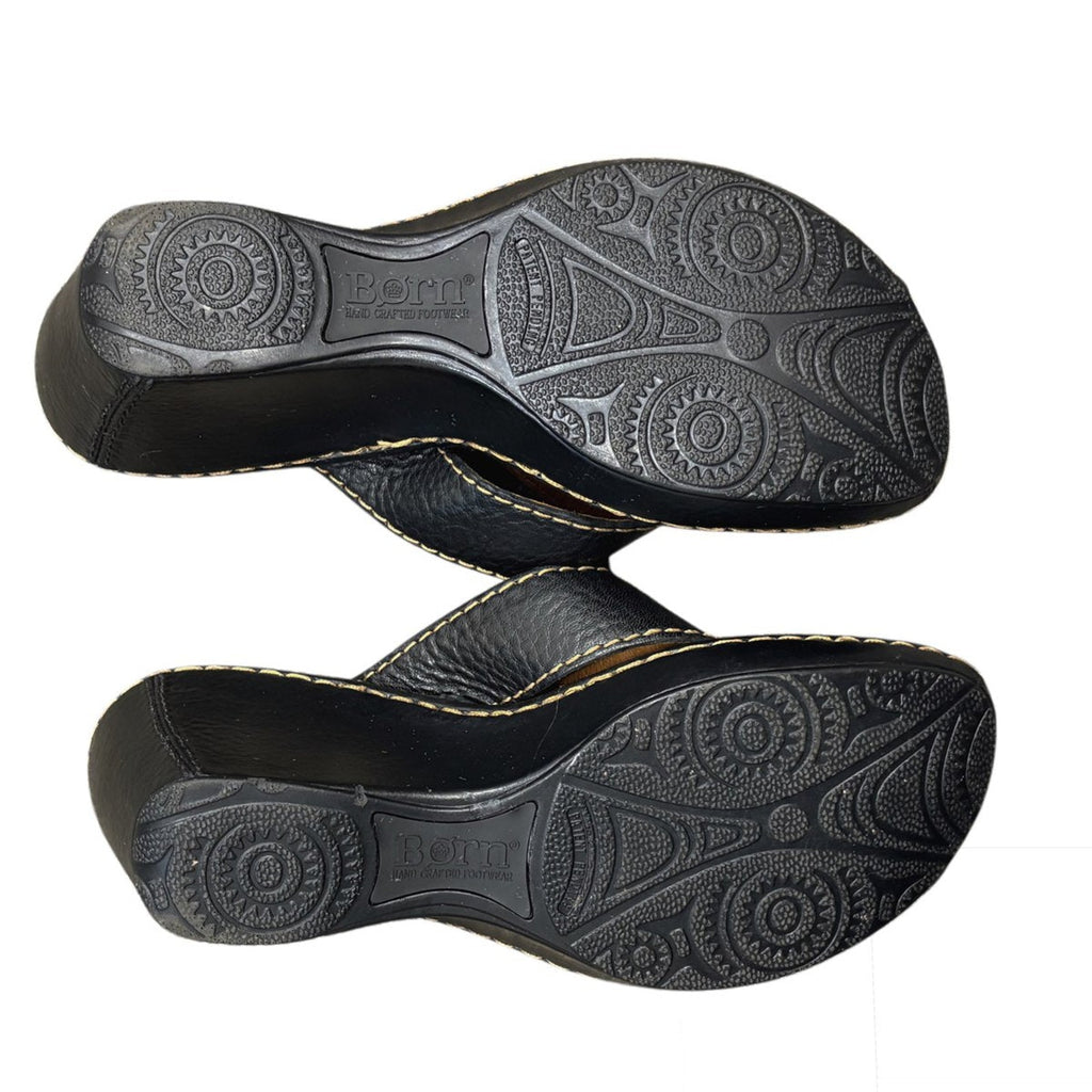 Born Black Leather Thong Wedge Sandals Size 6