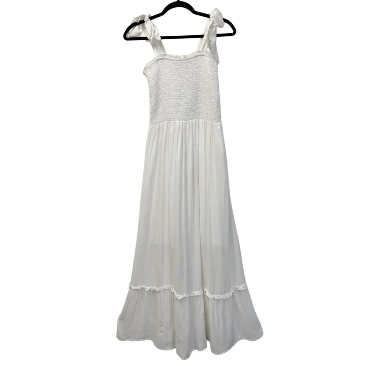 Zesica Smocked Bodice Tie-Shoulder Maxi Dress White
