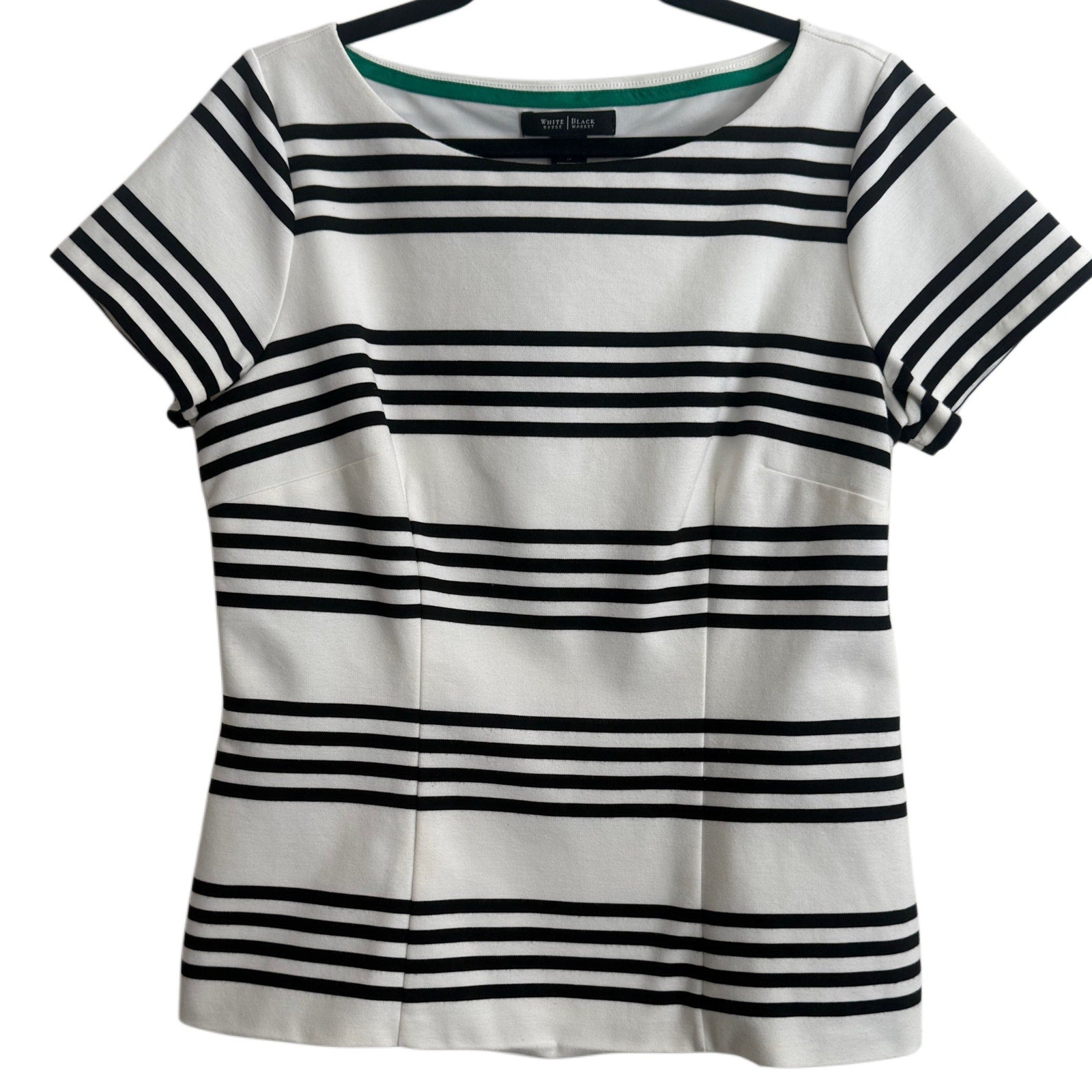 WHITE HOUSE BLACK MARKET BLACK & WHITE STRIPED TOP SIZE 14