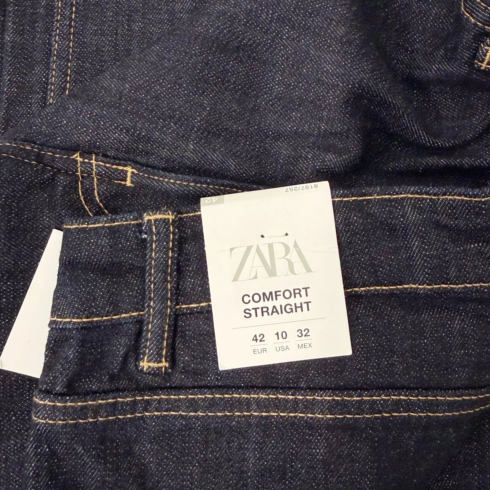 Dark Wash Straight Leg Jeans Women’s Size 10 / EU 42 NWT