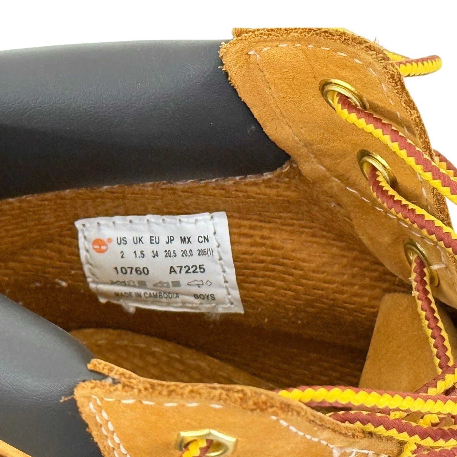 Boy's timberland boots in size 2