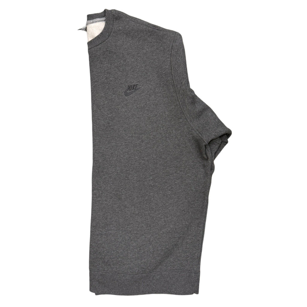 Nike sports ware in grey for men in size XXL