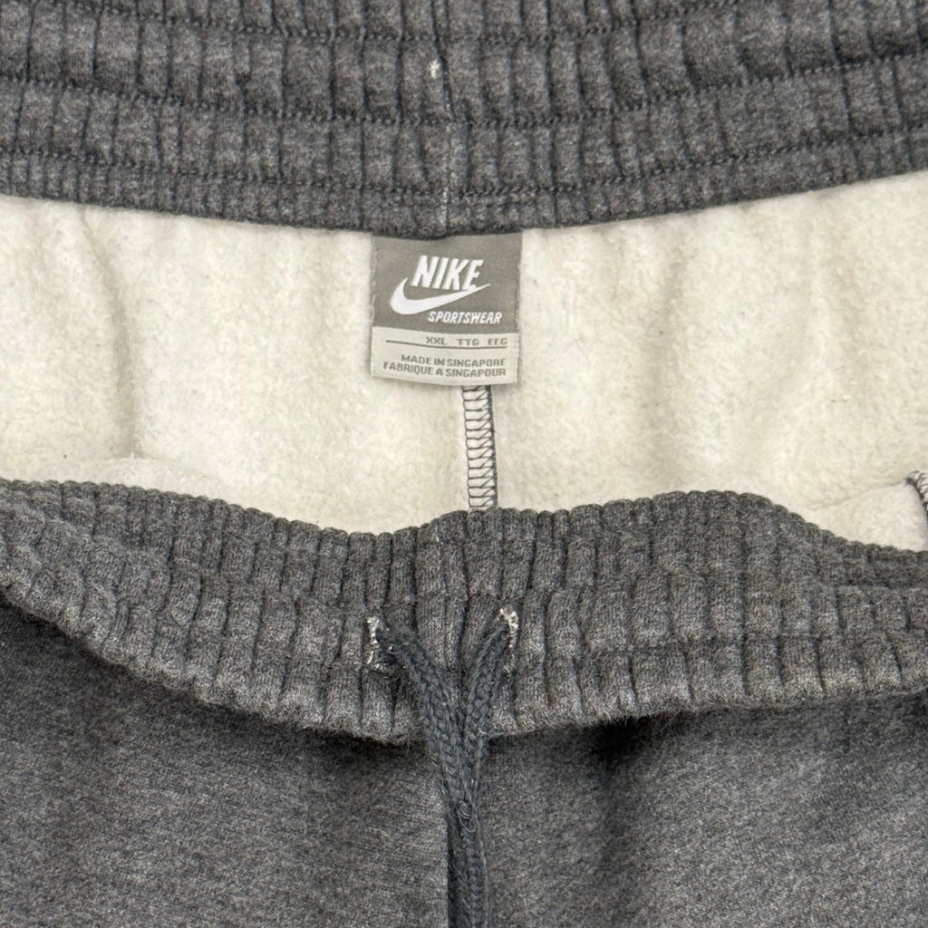 Nike fleece sweatpants in grey size XL for men